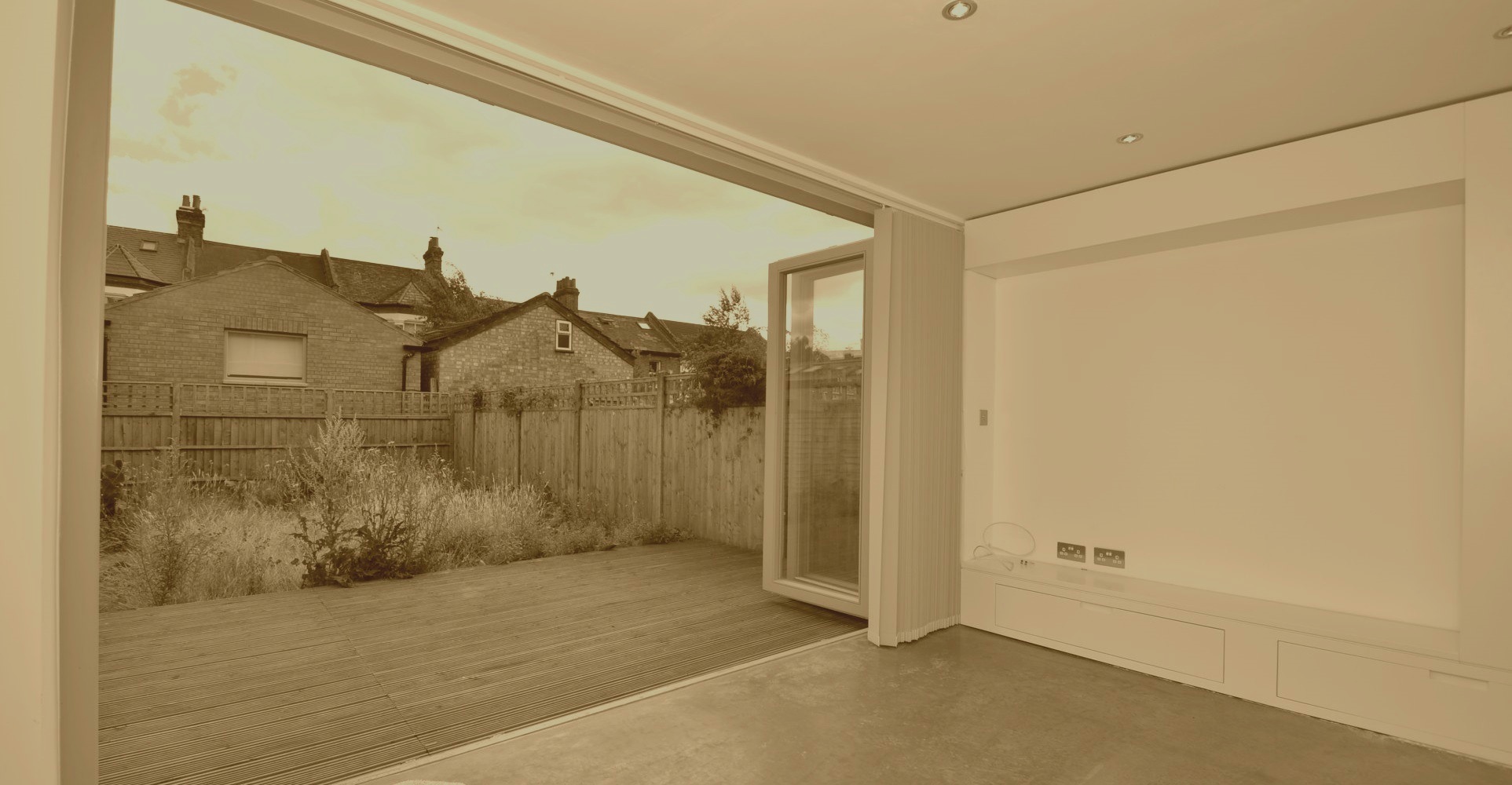 Slider, Glaziers in Rotherhithe, South Bermondsey, Surrey Docks, SE16